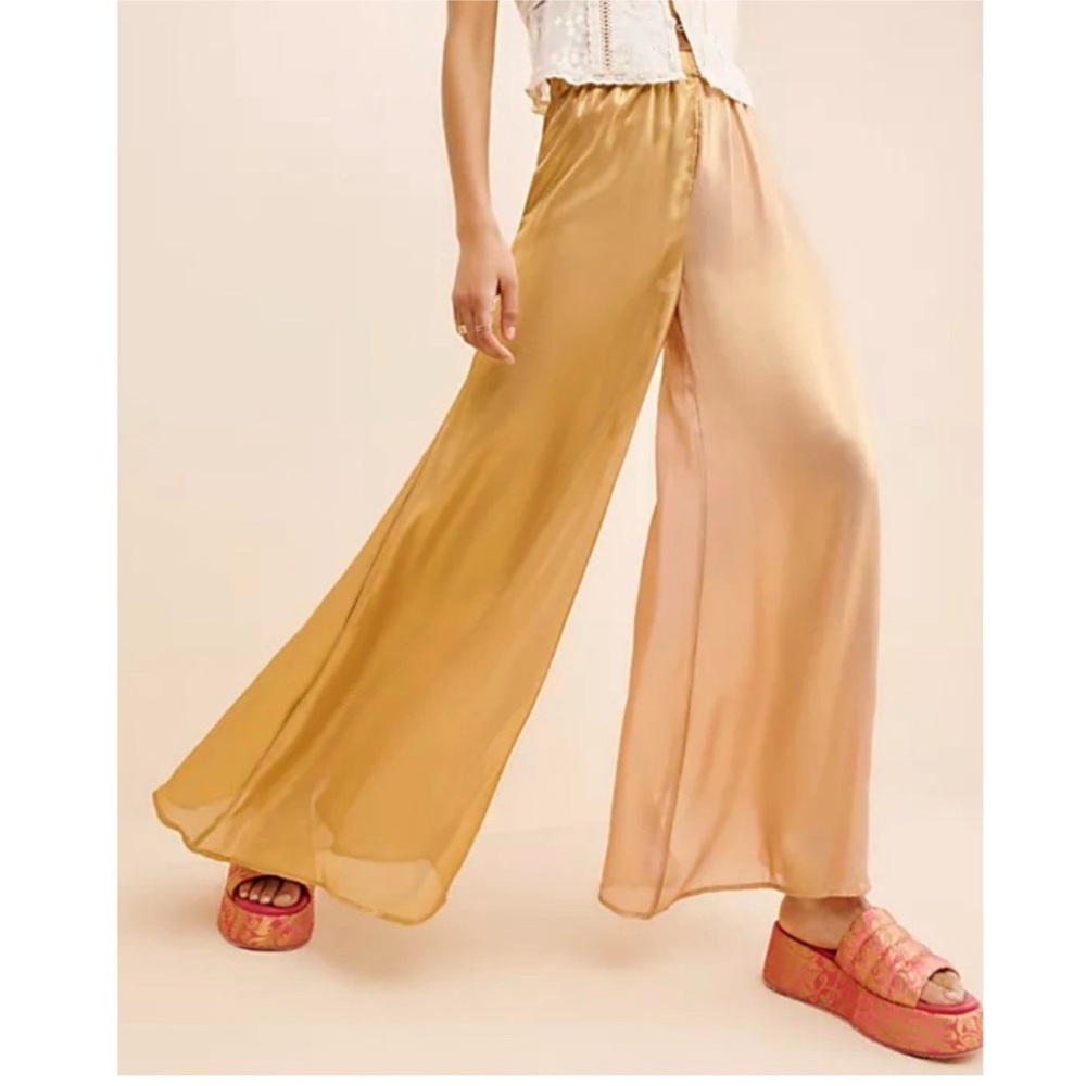 Anthropologie Jen's Pirate Booty Golden Wave Metallic Pull-On Wide Pant Medium
